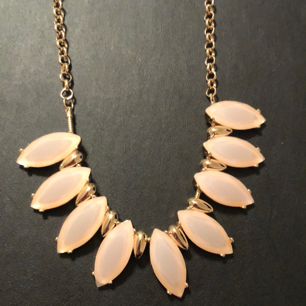 New pink stone bib statement necklace - Picture 3 of 3